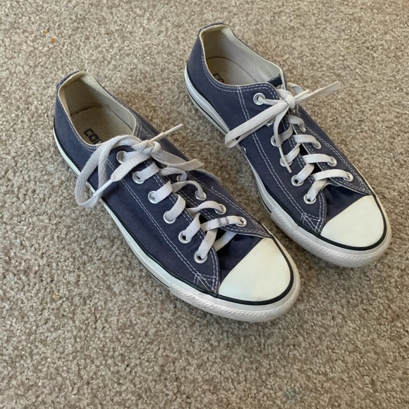 dark blue converse shoes
